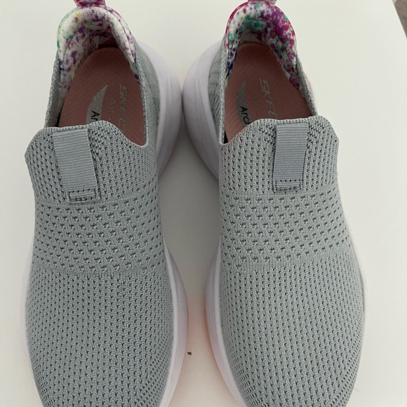 Skechers Archfit women’s shoes - Picture 5 of 6